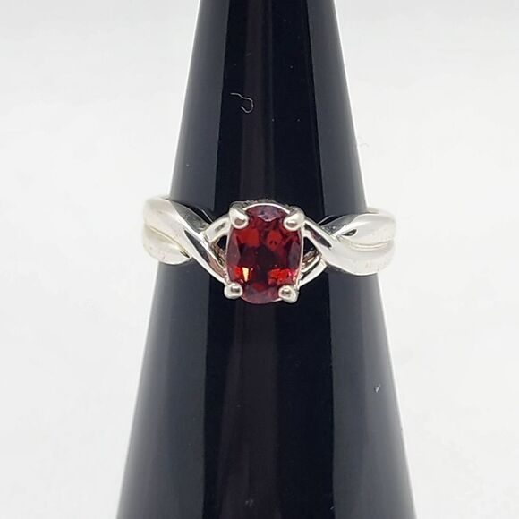 Ross-Simons Sterling Silver & Garnet Ring (5) - Picture 2 of 7